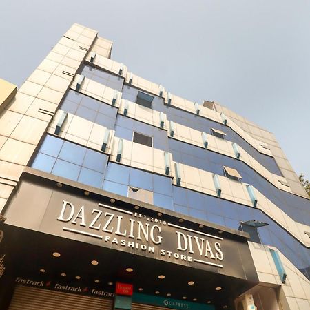 Super Collection O Dolphin Otel Lucknow Dış mekan fotoğraf